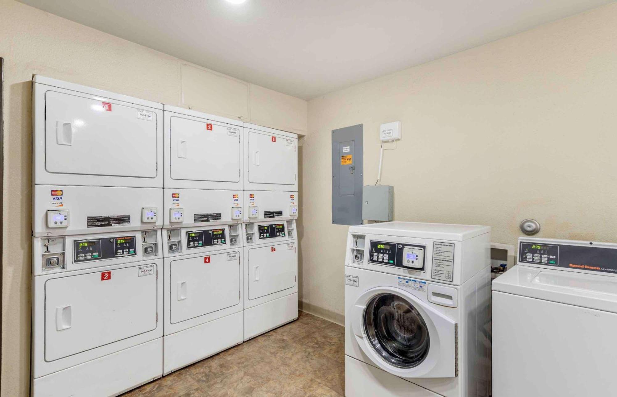 Extended Stay America Select Suites - Tuscaloosa Ngoại thất bức ảnh